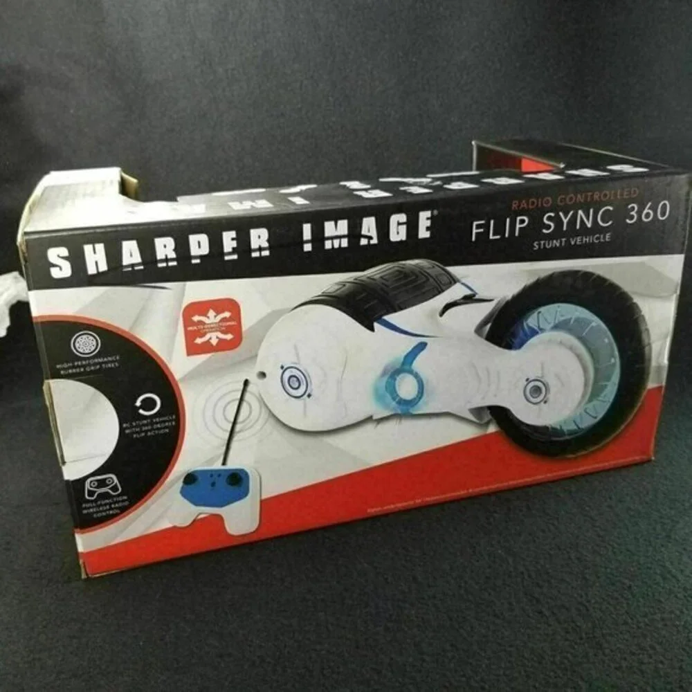 Sharper Image  RC Vehicle Radio Controlled‎ Flip Sync 360 Stunt LED Lights New